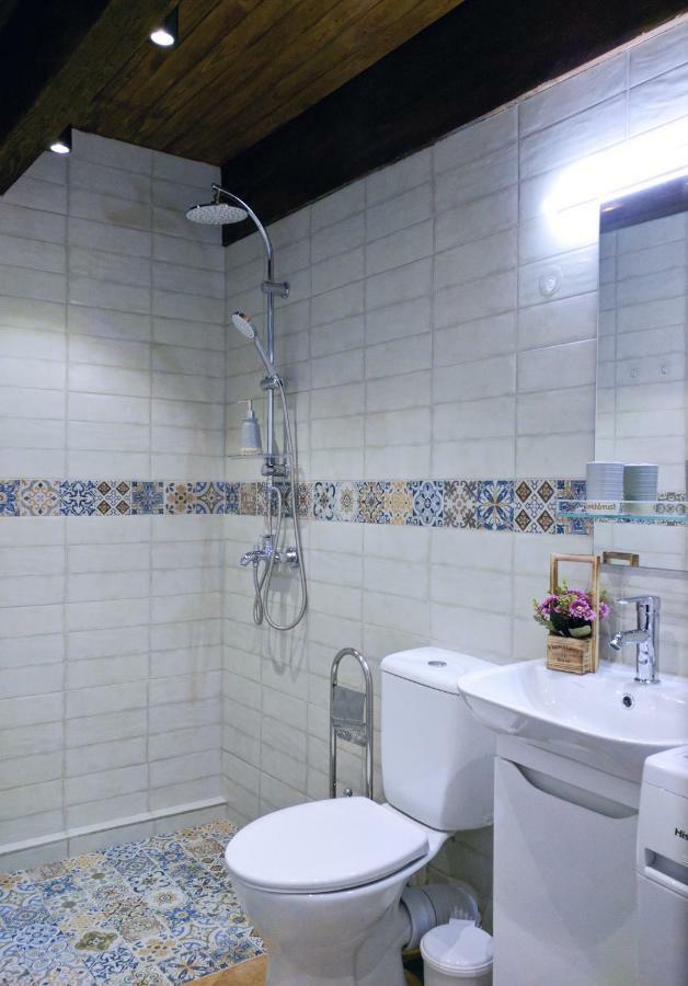 Cozy Studios On Freedom Square Тбилиси Екстериор снимка